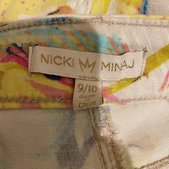 Nicki Minaj Multicolor Floral Shorts Size 9/10 - Picture 9 of 10